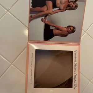 Voluptuous Backless Strapless Bra